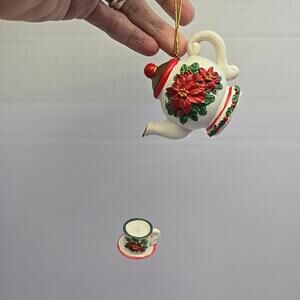 Vintage Teapots With Cups/Saucers Christmas Tree Ornaments